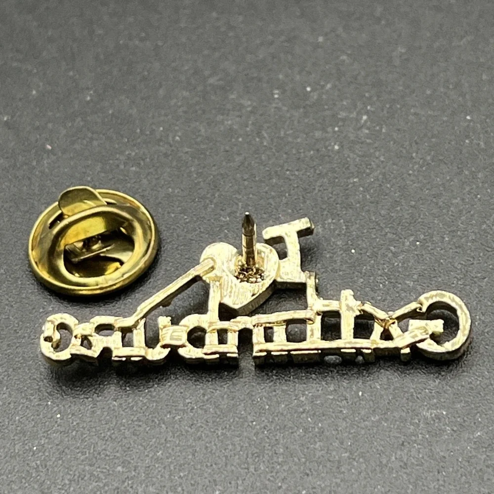 I Heart Love Gatlinburg Tennessee United‎ States Of America Lapel Hat Pin